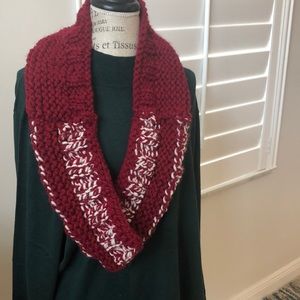 Knit Cowl, thick and warm.